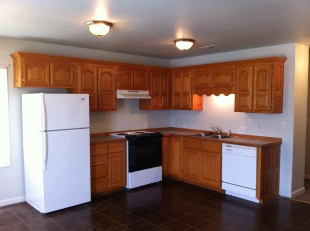1402Vermont St, Elwood, MO 66024