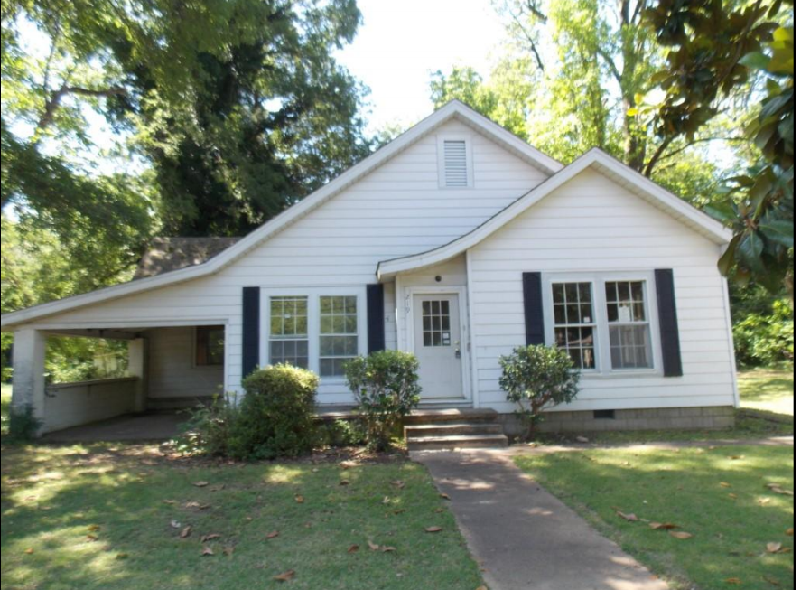 219 Van Voris StBatesville, MS, 38606Panola County
