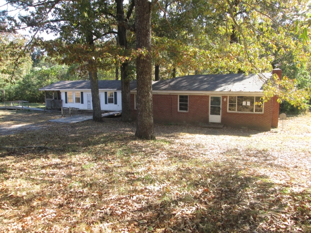 1352 Highway 7 NHolly Springs, MS, 38635Marshall County