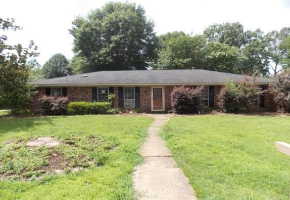 2625 Pemberton AveTupelo, MS, 38801Lee County