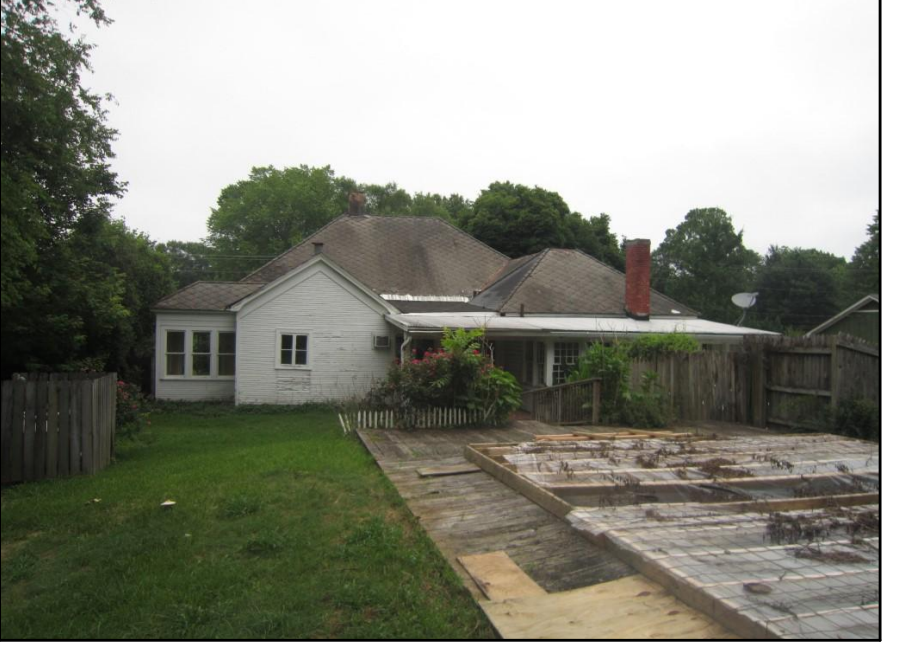352 E Center StCanton, MS, 39046Madison County