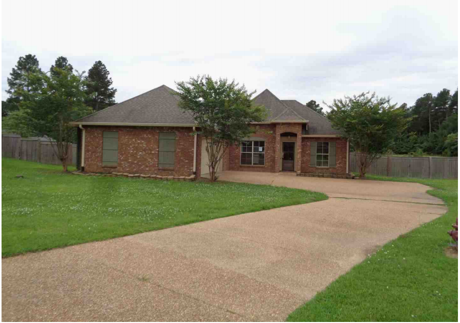 101 Highbury CvCanton, MS, 39046Madison County