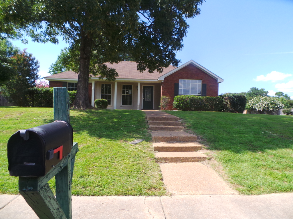 300 White Oak DrBrandon, MS, 39047Rankin County