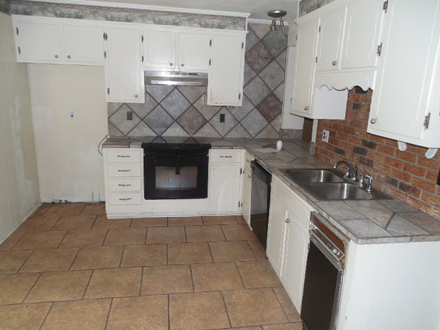 1701 Twin Oaks DrClinton, MS, 39056Hinds County