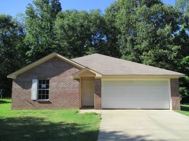 1230 Cemetery RdEdwards, MS, 39066Hinds County