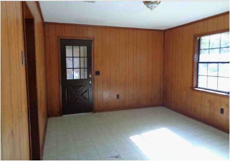 211 Vicksburg StEdwards, MS, 39066Hinds County