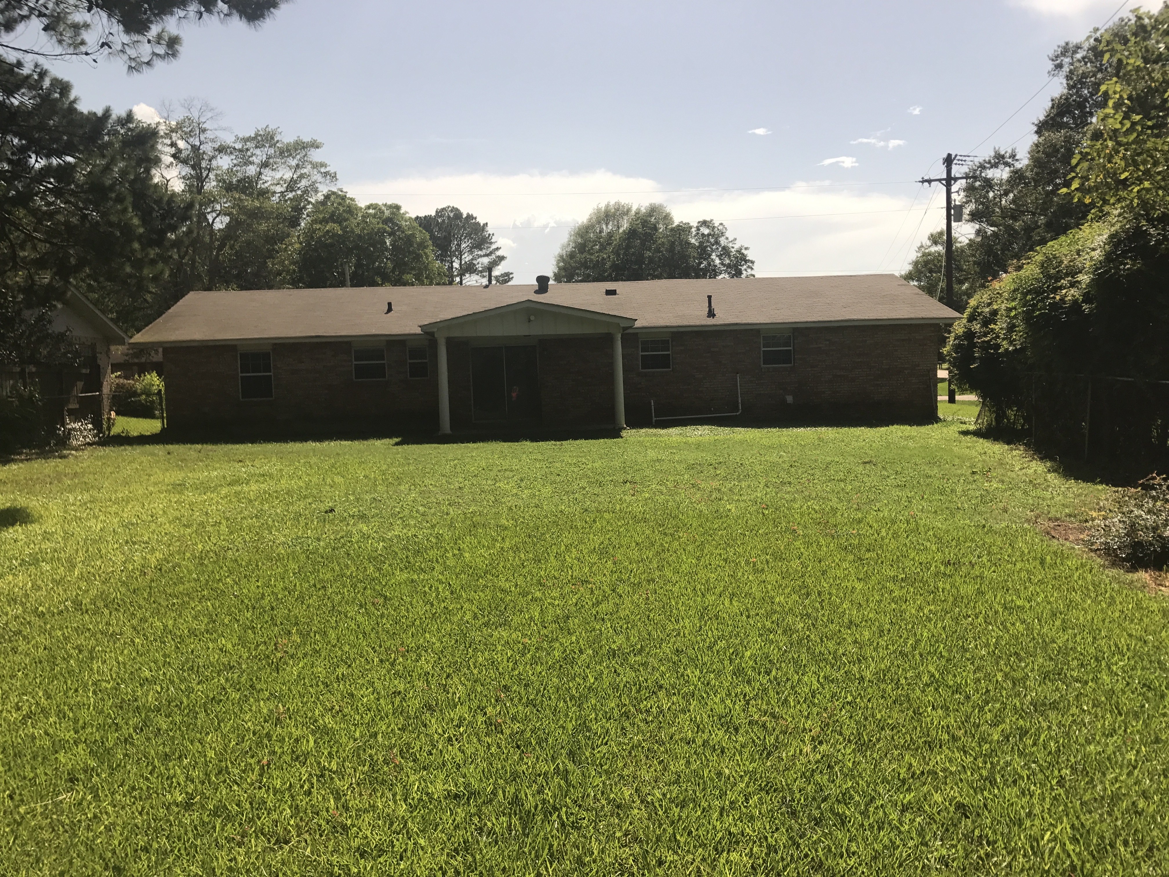 228 NW 4th StFlora, MS, 39071Madison County