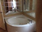 211 WALKER CIR