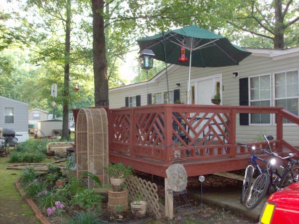 Harbor Pines Mobile Home Community 614 Forest Grove DriveRidgeland, MS 39157
