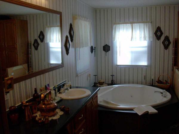 Harbor Pines Mobile Home Community 614 Forest Grove DriveRidgeland, MS 39157