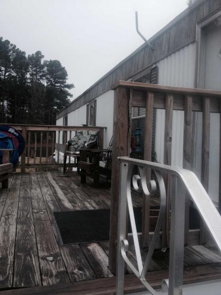 Harbor Pines Mobile Home Community 951 Shadow Lake DriveRidgeland, MS 39157