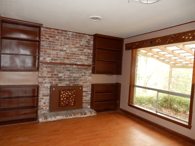 111 Lightcap BlvdVicksburg, MS, 39180Warren County