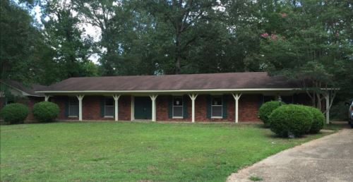 808 Blossom LnVicksburg, MS, 39180Warren County
