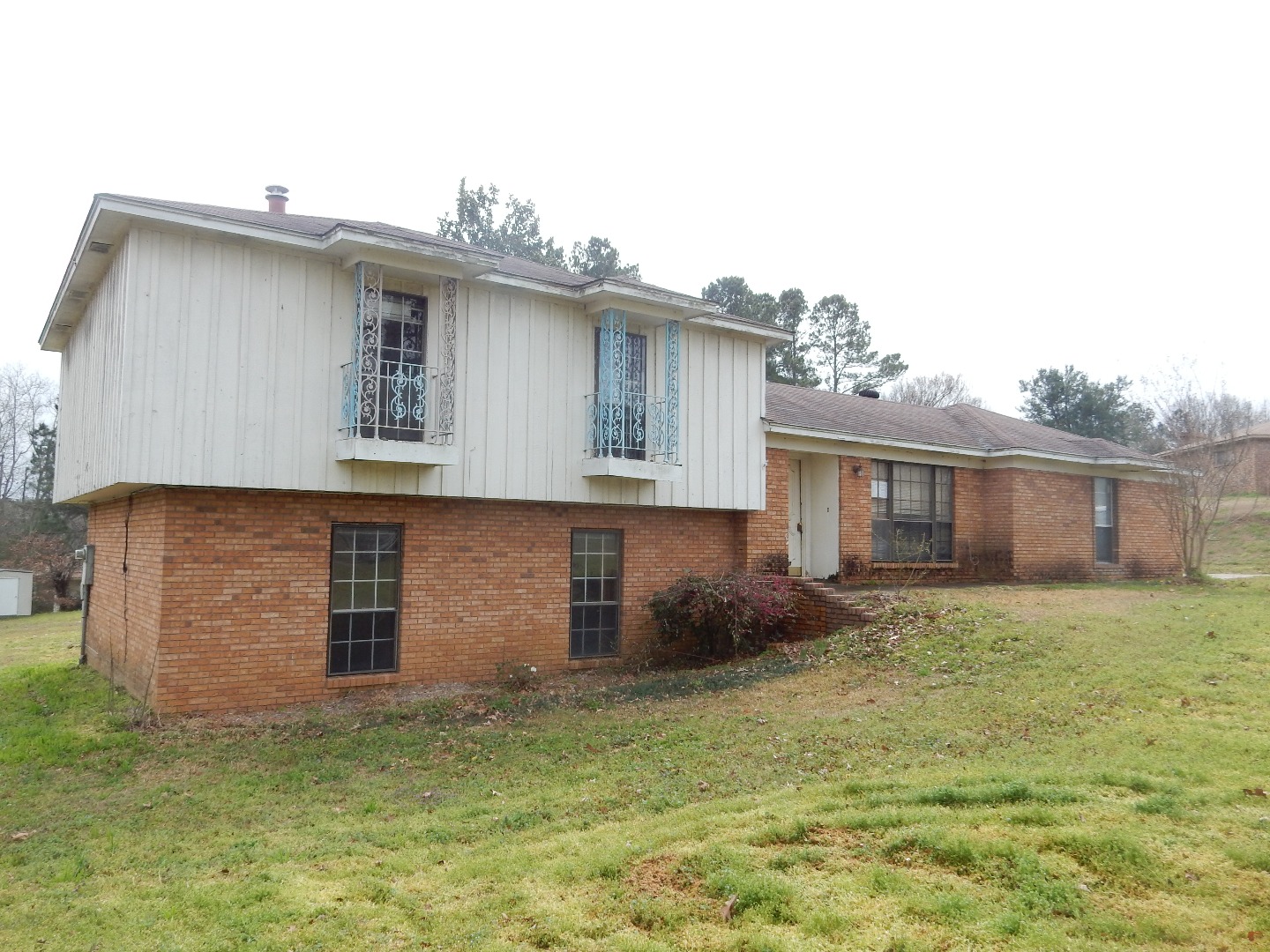 1440 Oak Ridge RdVicksburg, MS, 39183Warren County