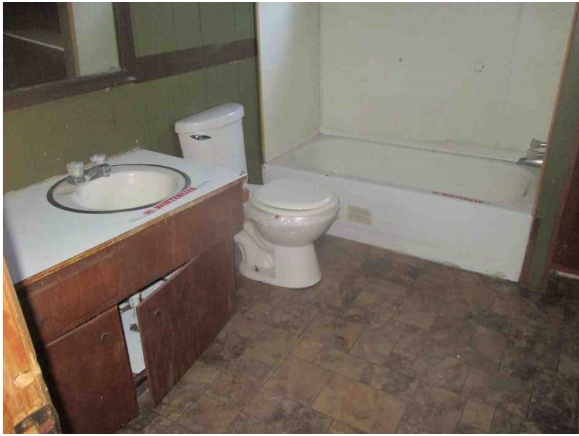 193 Main StWalnut Grove, MS, 39189Leake County