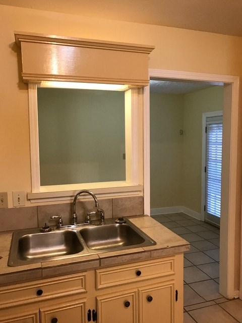 928 GARVIN ST, Jackson, MS 39206