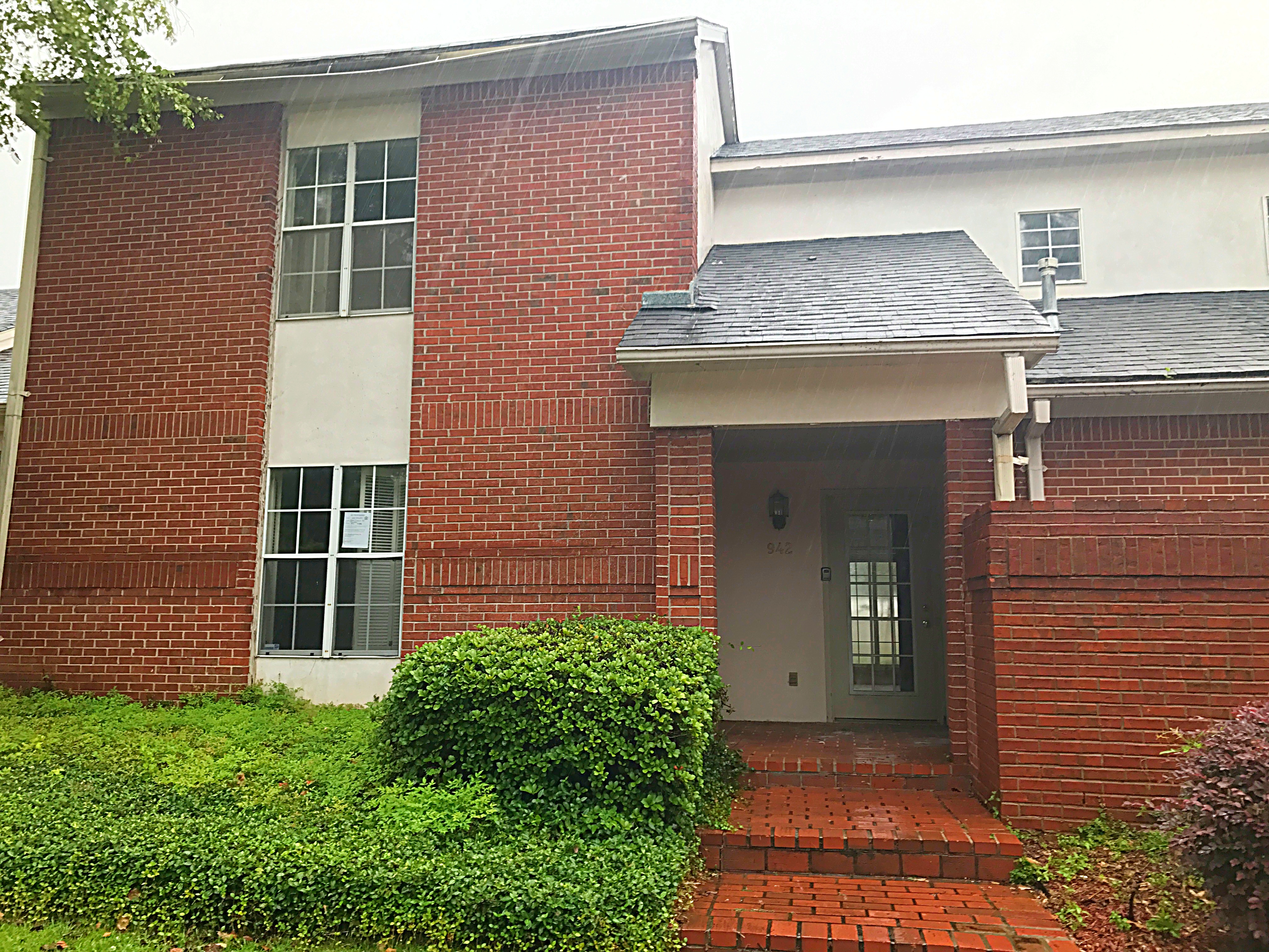 942 Garvin StreetJackson, MS, 39206Hinds County