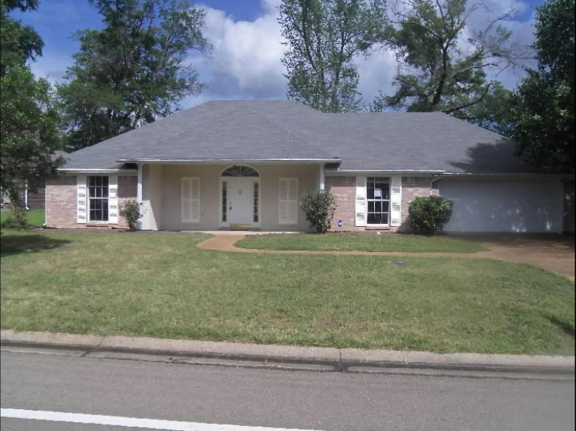 106 Live Oaks BlvdPearl, MS, 39208Rankin County