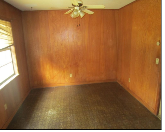 1527 Burton StJackson, MS, 39209Hinds County
