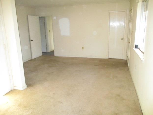 304 Sun DriveJackson, MS, 39211Hinds County