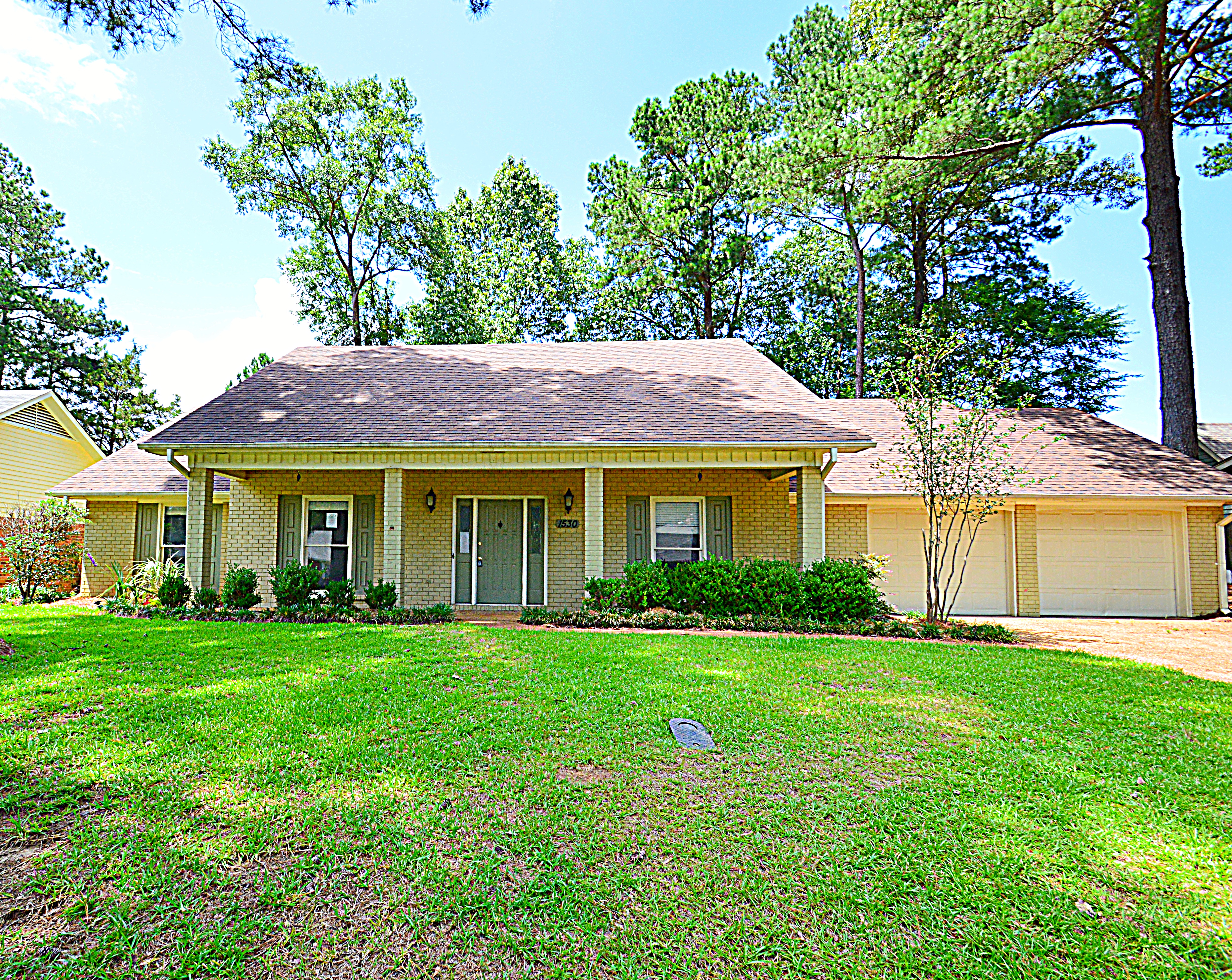 1530 Northlake CircleJackson, MS, 39211Hinds County