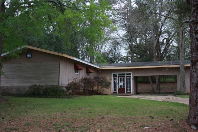 1615 Winchester StJackson, MS, 39211Hinds County