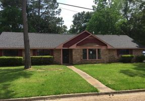 1425 Radcliffe StJackson, MS, 39211Hinds County