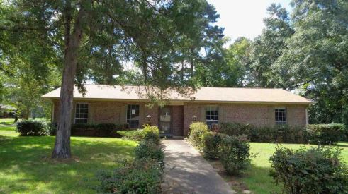 1405 Canterbury LaneJackson, MS, 39212Hinds County