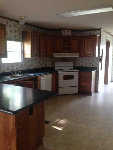 Stoney Creek Mobile Home Community 235 Adams StreetRichland, MS 39218