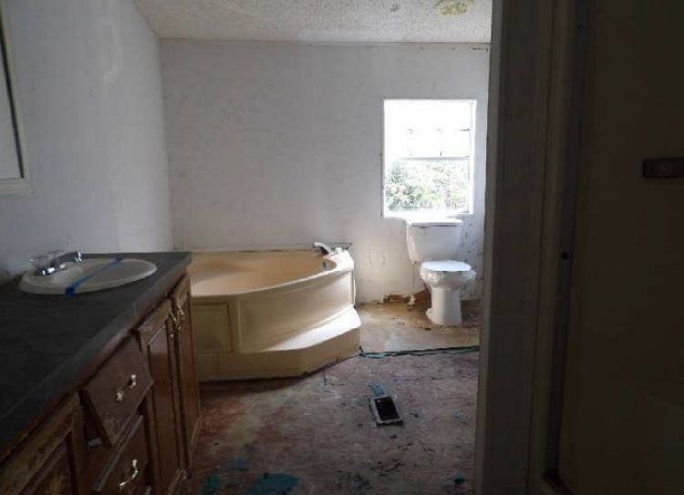 1425 16th StMeridian, MS, 39301Lauderdale County
