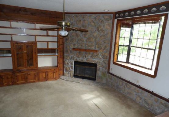 1905 22nd Avenue HeightsMeridian, MS, 39301Lauderdale County