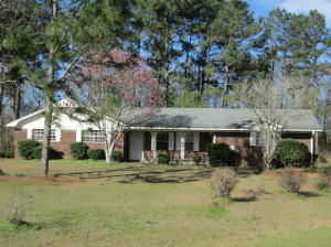 121 Graves Keys Rd., Bassfield, MS 39421