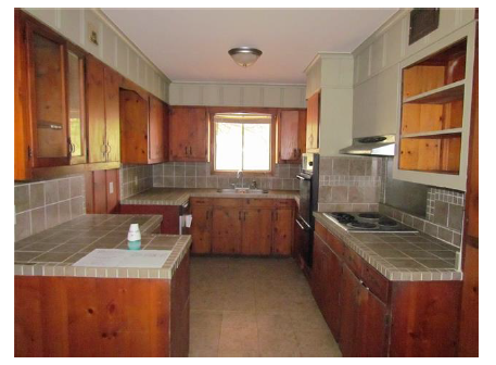 635 Carole StLaurel, MS, 39440Jones County