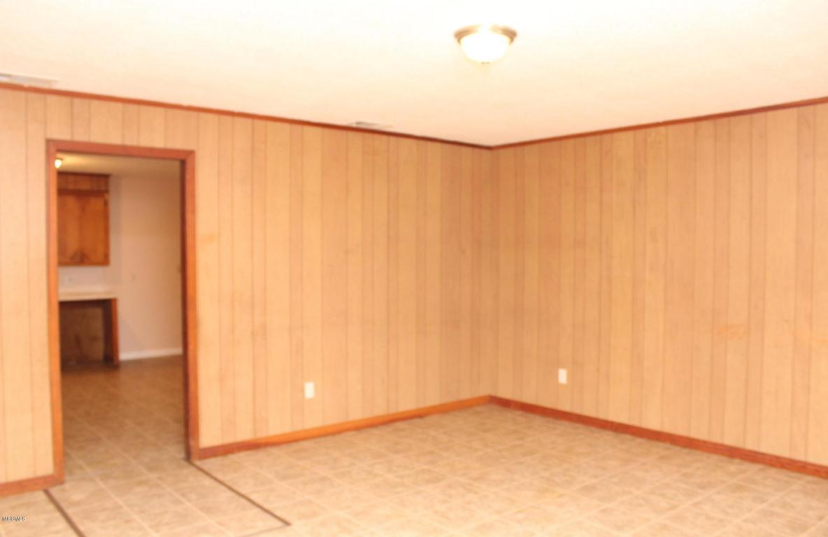 438 Manila St, Lucedale, MS 39452