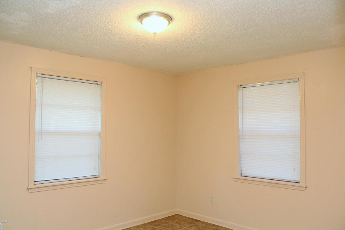 438 Manila St, Lucedale, MS 39452