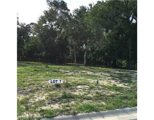 206Bluff Cv, Ocean Springs, MS 39564