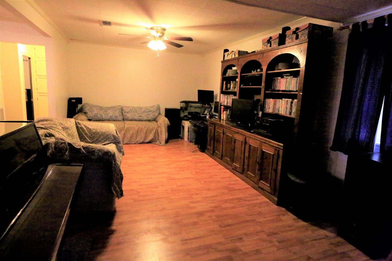 1802 13th Street, Pascagoula, MS 39567