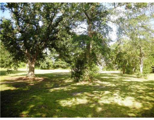 333Menge Ave, Pass Christian, MS 39571