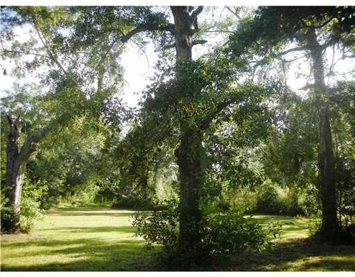 333Menge Ave, Pass Christian, MS 39571
