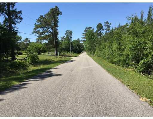 000Borzik Rd, Saucier, MS 39574