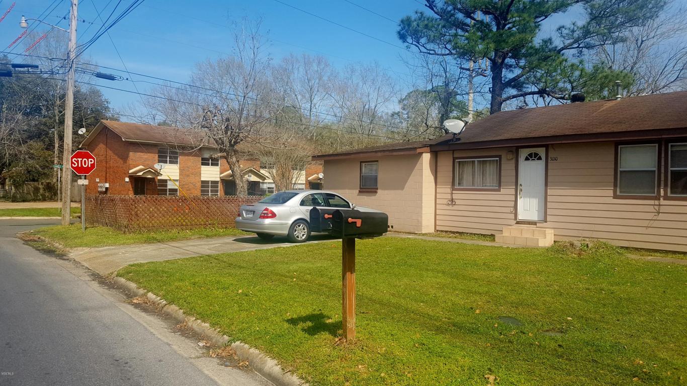 3010 Martin St, Pascagoula, MS 39581
