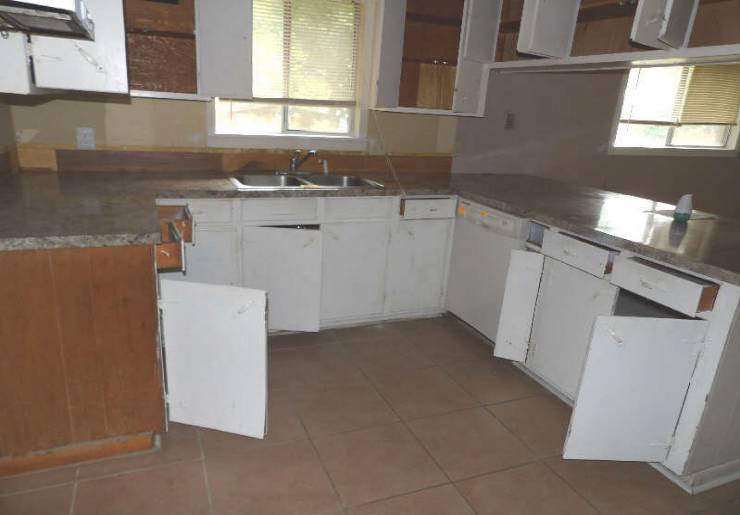 523 Laird CirBrookhaven, MS, 39601Lincoln County