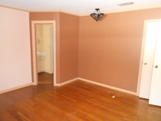1305 Louisiana AveTylertown, MS, 39667Walthall County