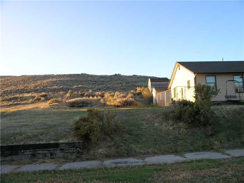 406 3RD AVENUE, Bearcreek, MT 59007