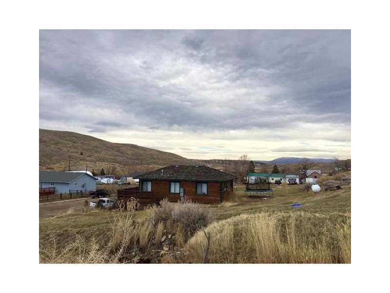 406 3RD AVENUE, Bearcreek, MT 59007