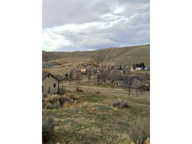 406 3RD AVENUE, Bearcreek, MT 59007