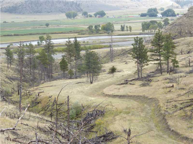 B COYOTE PASS, Columbus, MT 59019