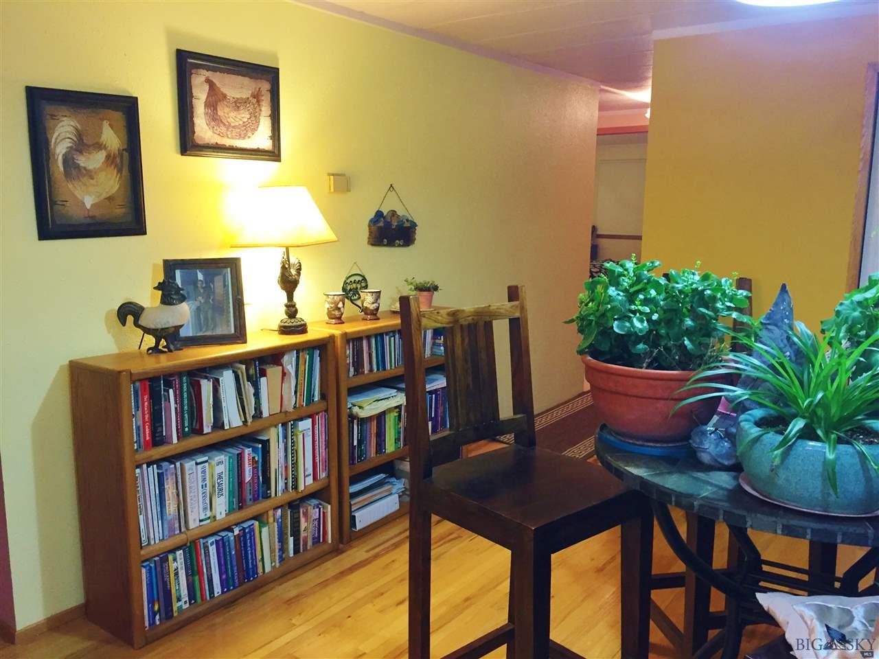 11 Sphinx, Gardiner, MT 59030