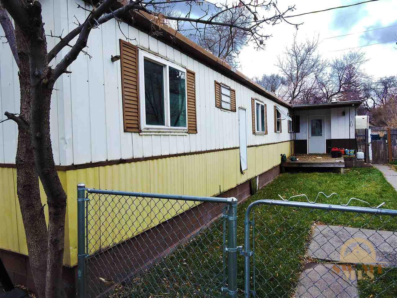 212 S I, Livingston, MT 59047