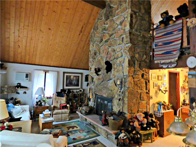 18 SKYVIEW TRAIL, Nye, MT 59061